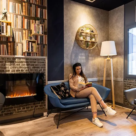 Hotel Ibis Budget Paris Porte De 2*
