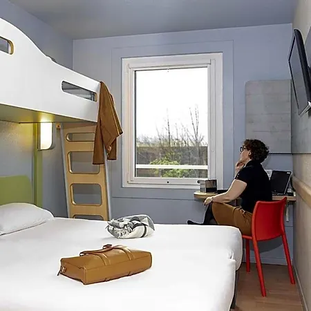 Ibis Budget Paris Porte De 2*