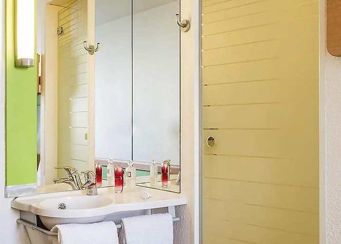 מלון Ibis Budget Paris Porte De